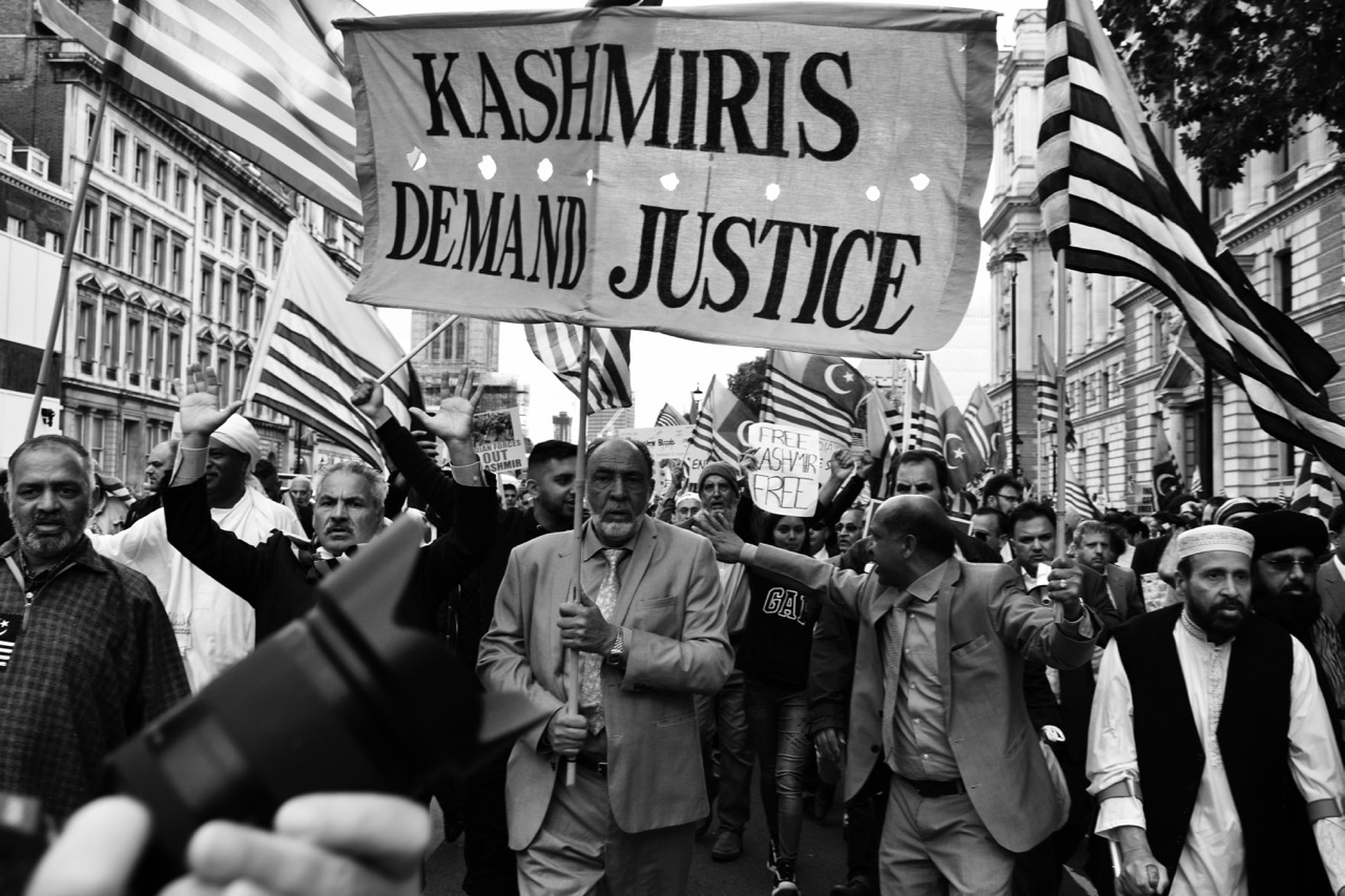 Protest Kashmiri sign.